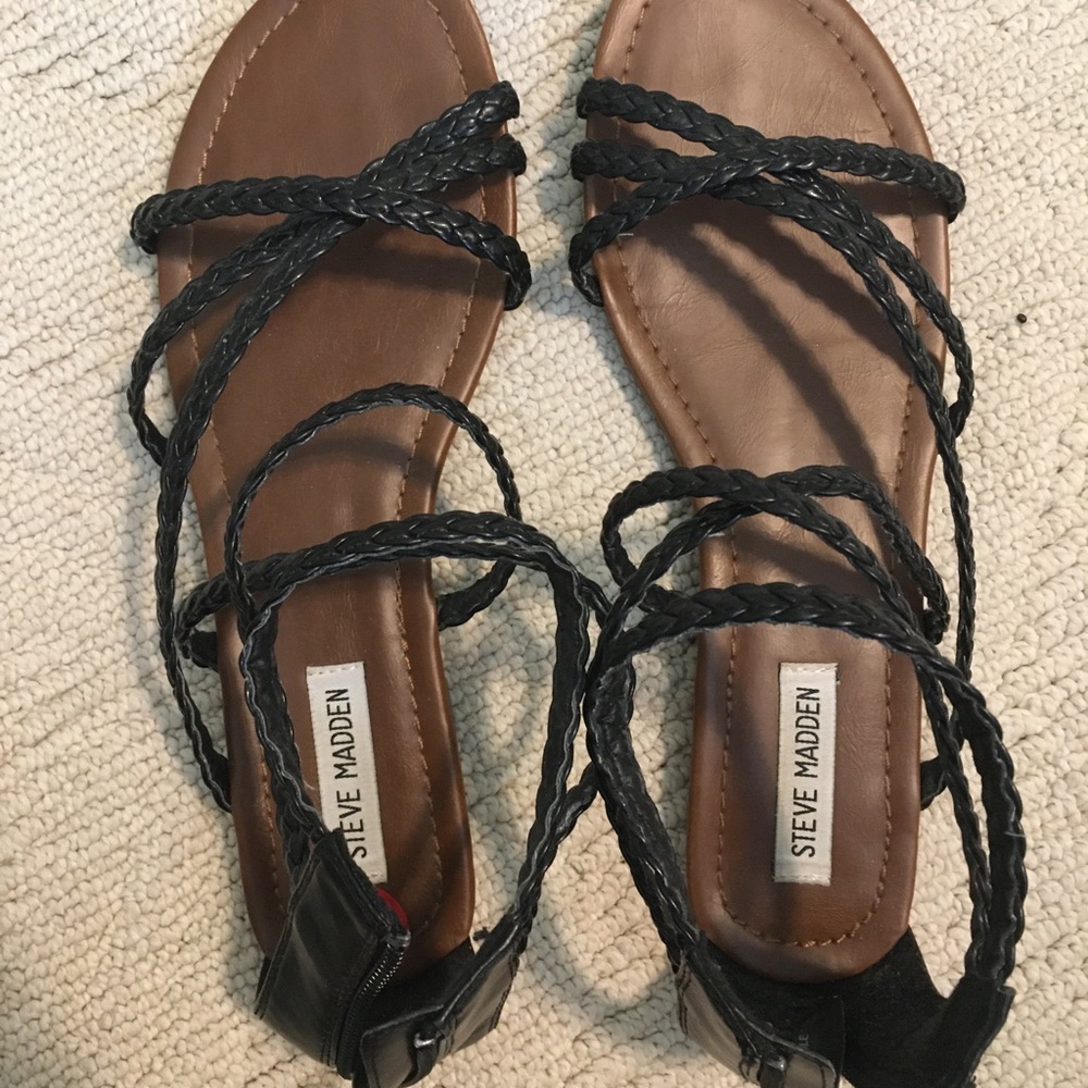 STEVE MADDEN Kyleigh gladiator style sandals